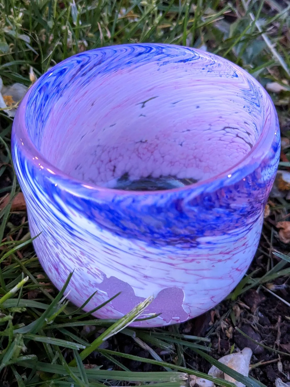 Tasokare — blown glass by Akito Yamauchi